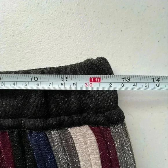 Neua Metallic Vertical Striped Broomstick Goth‎ Knit Maxi Skirt Sz XL - Picture 8 of 9